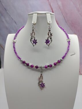New Hand Crafted Memory Wire Choker Necklace Set, Antique Silver Tone